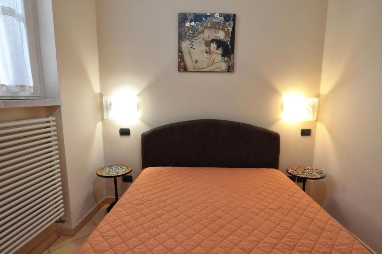 Villa Casa Antica à Gaète Extérieur photo